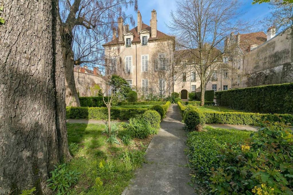 Le Notre Dame Lägenhet Dijon Exteriör bild